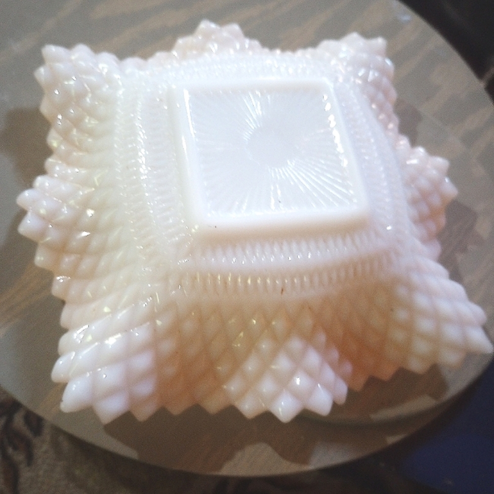 Vintage Indiana Glass Diamond Point Iridescent Milk Glass Dish! Very Unique!